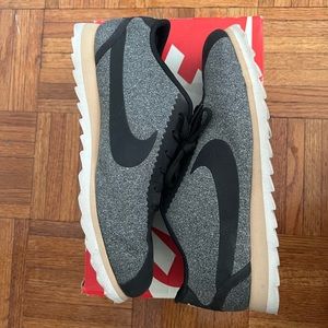 Nike Cortez Ultra SE W Size 8